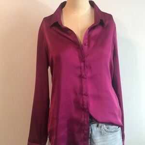 Guess ladies Pink Long Sleeve Fitted Button Down Shirt size M